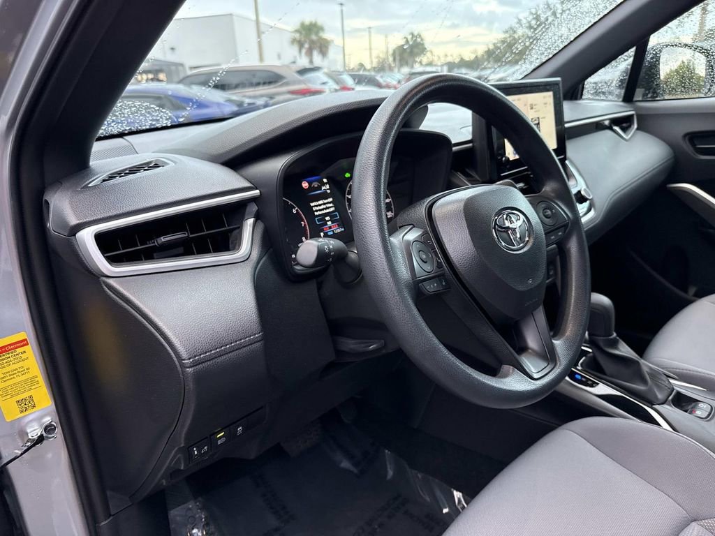 Used 2025 Toyota Corolla Cross AWD Hybrid image 24
