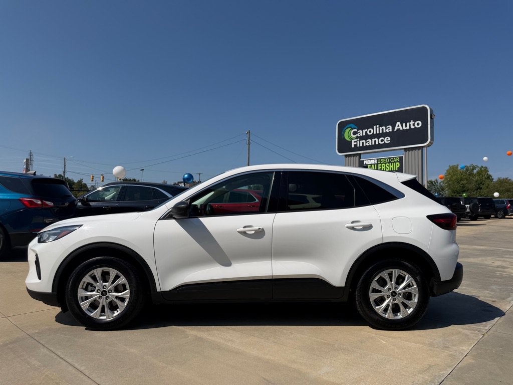 Used 2024 Ford Escape Active FWD image 3