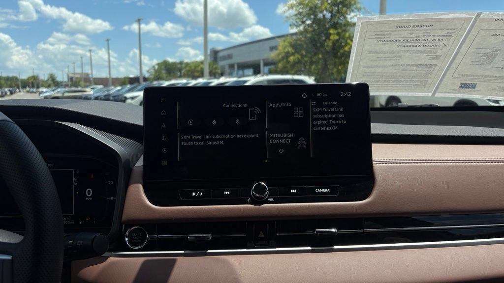 Used 2025 Mitsubishi Outlander SEL FWD image 30