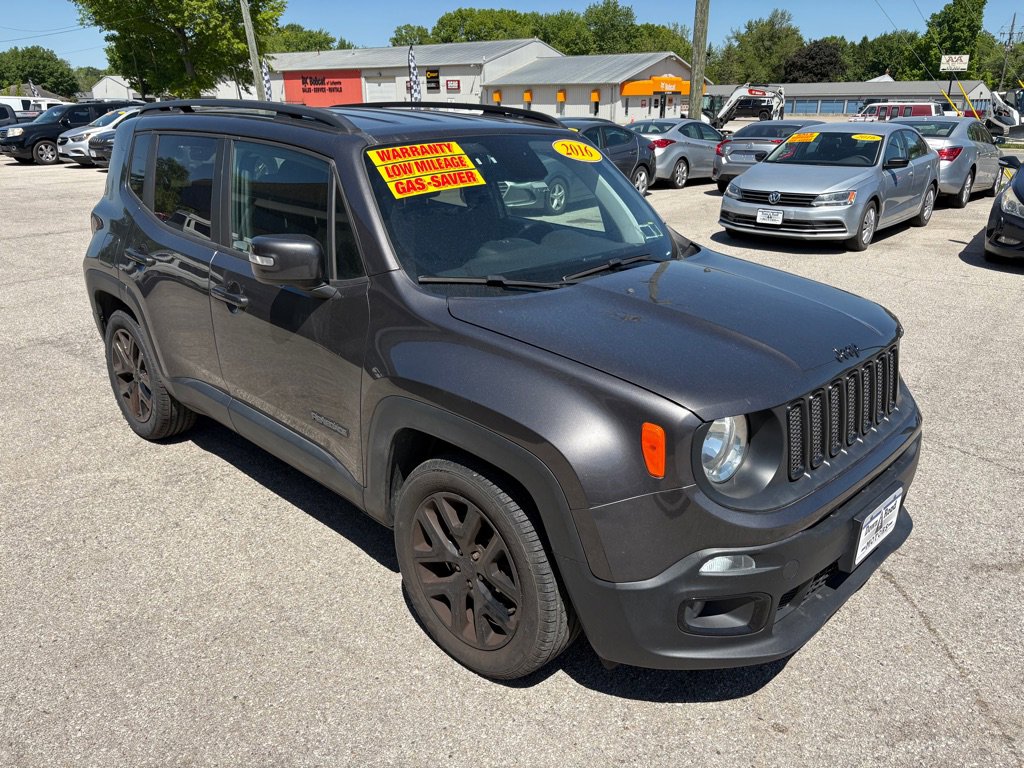 Used 2018 Jeep Renegade Altitude FWD image 1