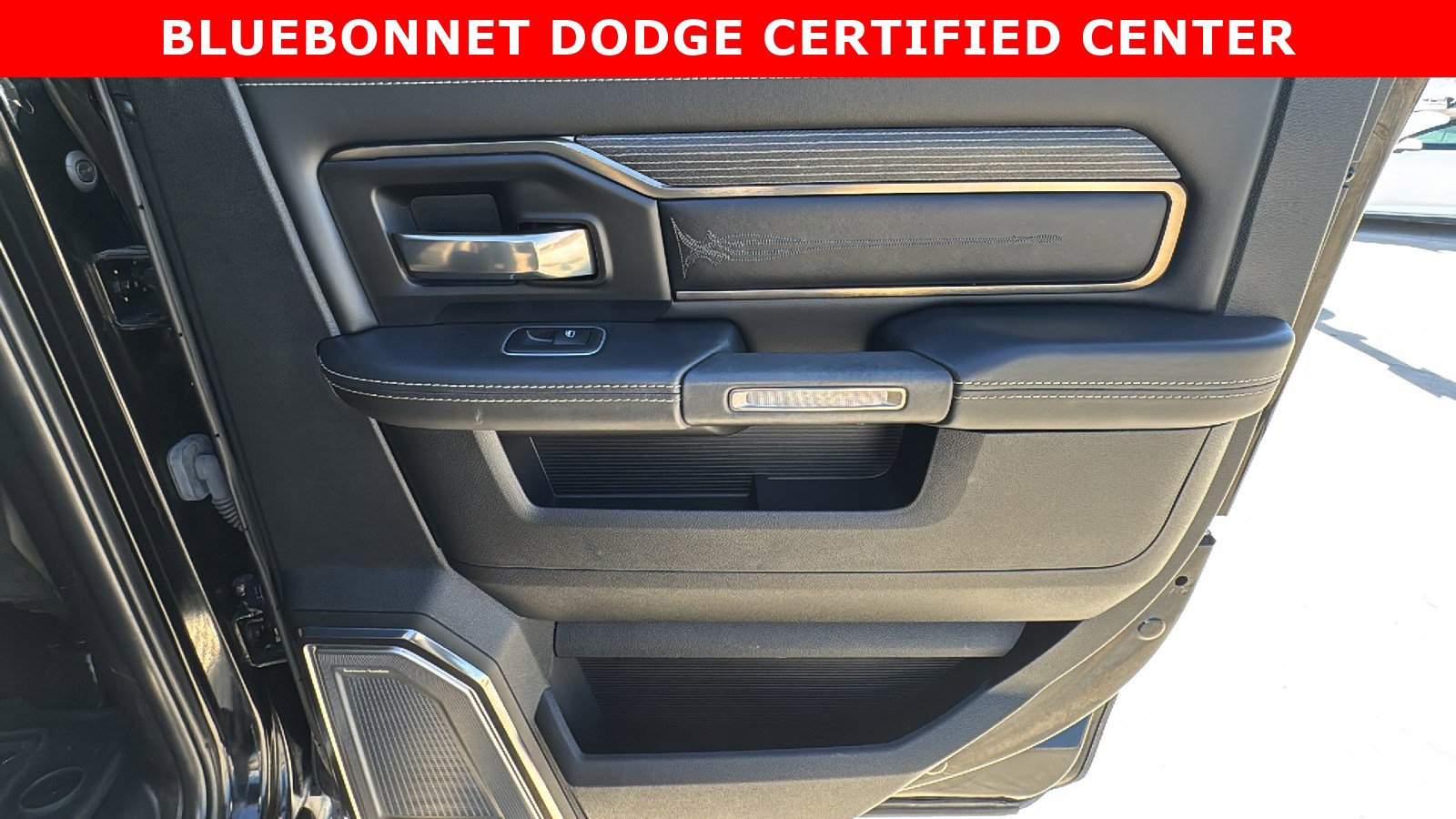 Used 2021 RAM 2500 Limited image 25