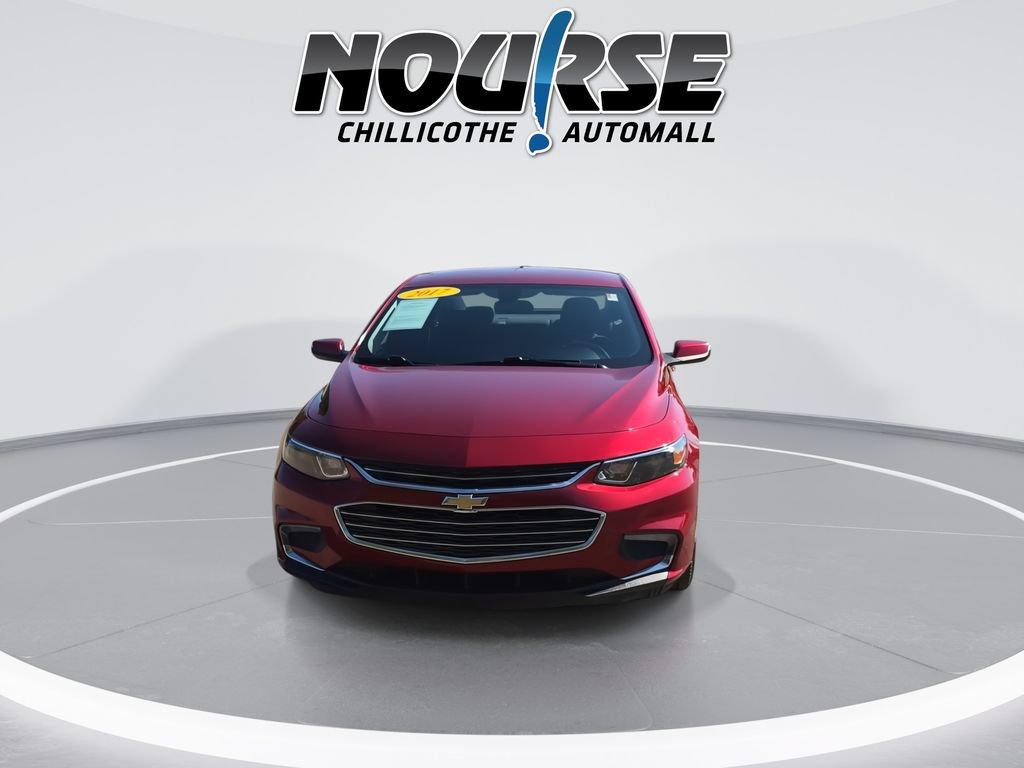 Used 2017 Chevrolet Malibu LT FWD image 3