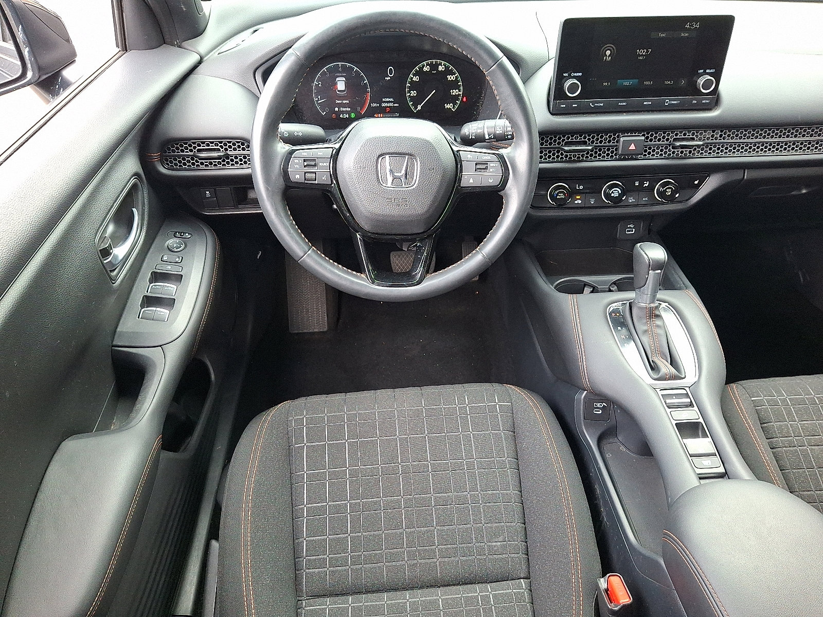 Used 2025 Honda HR-V Sport image 11