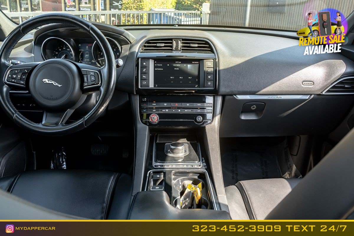Used 2018 Jaguar F-PACE Premium AWD/4WD image 21