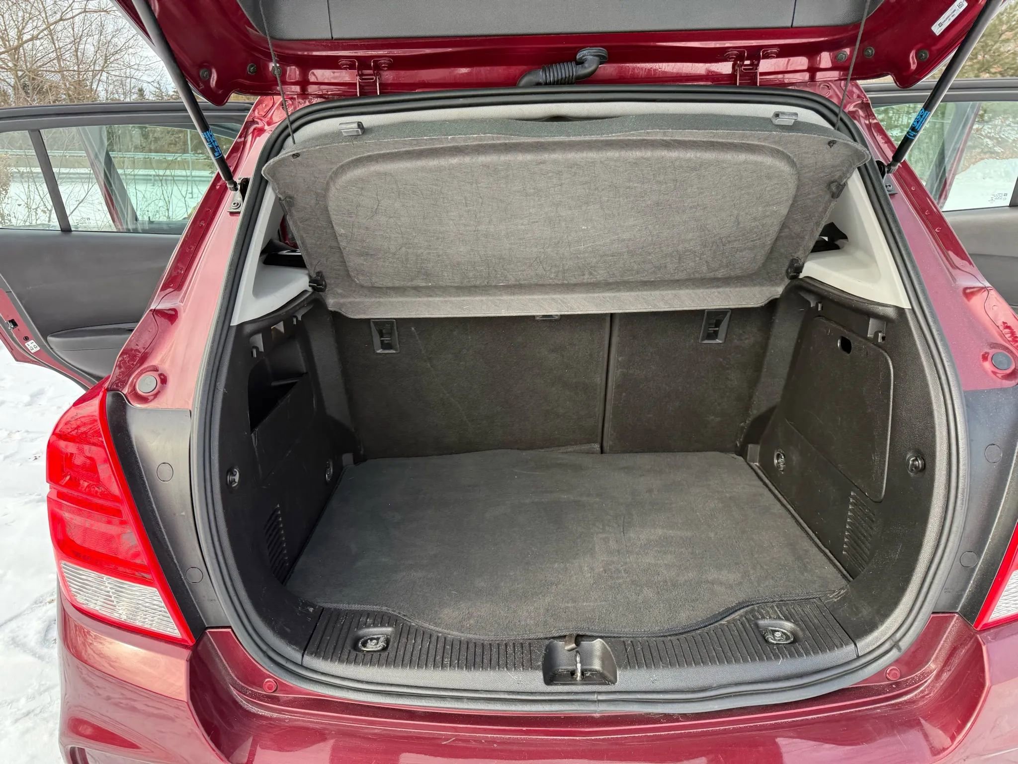 Used 2017 Chevrolet Trax LS w/ LPO, Cargo Package image 19