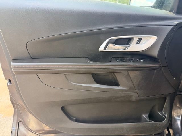 Used 2015 Chevrolet Equinox LT w/ Driver Convenience Package FWD image 16