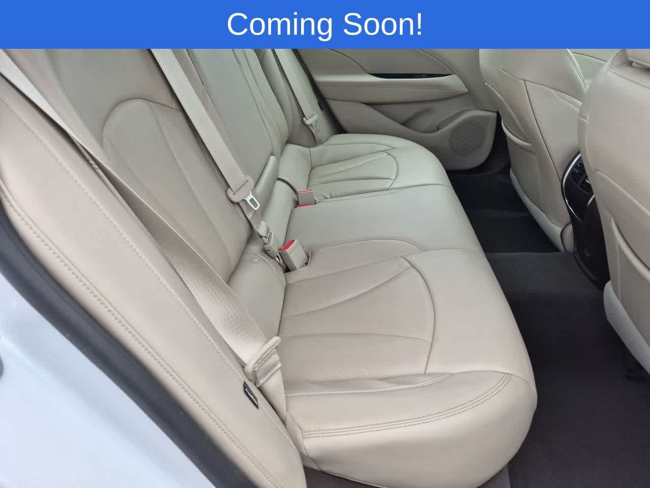 Used 2017 Buick LaCrosse Essence FWD image 20