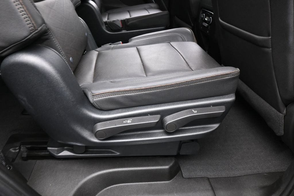 Used 2023 Chevrolet Tahoe High Country RWD image 48