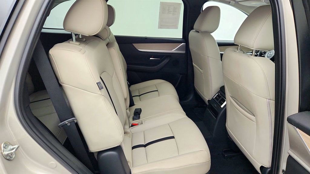 Used 2025 MAZDA CX-90 Plug-In Hybrid w/Premium Sport image 24