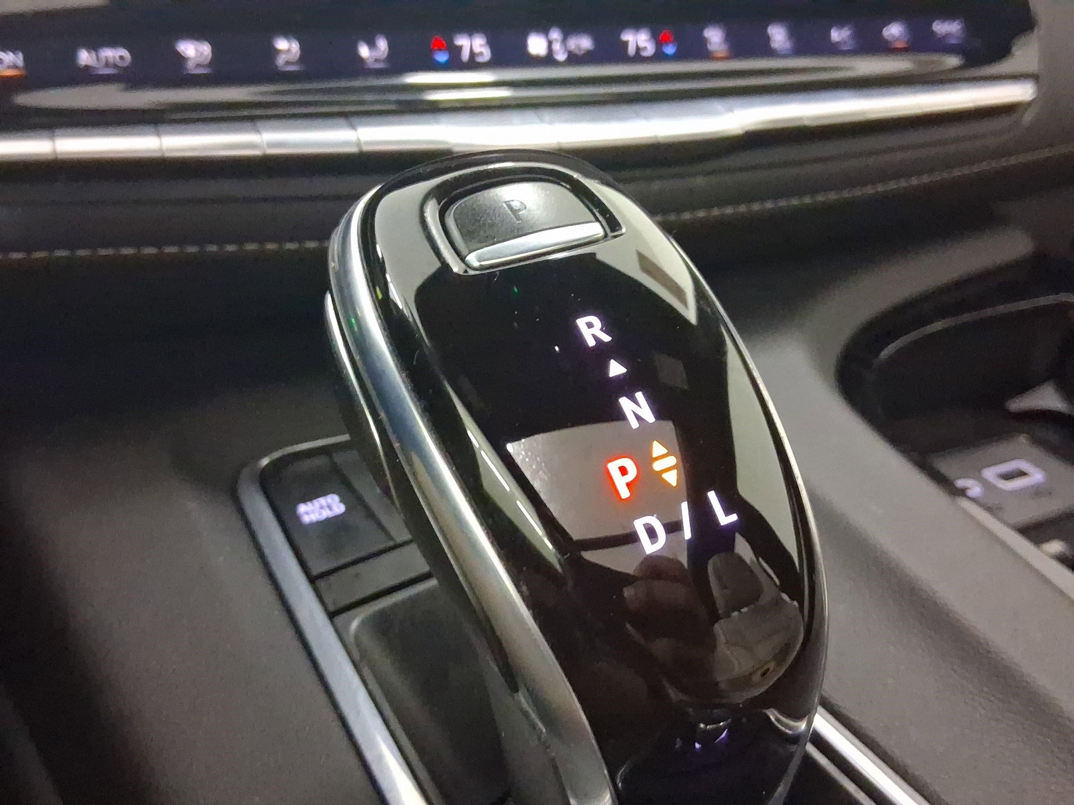 Used 2021 Cadillac Escalade Sport w/ Driver Assist Tech Package image 16