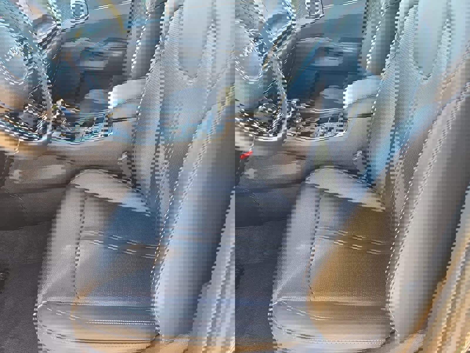 Certified 2024 Kia Sorento S image 15