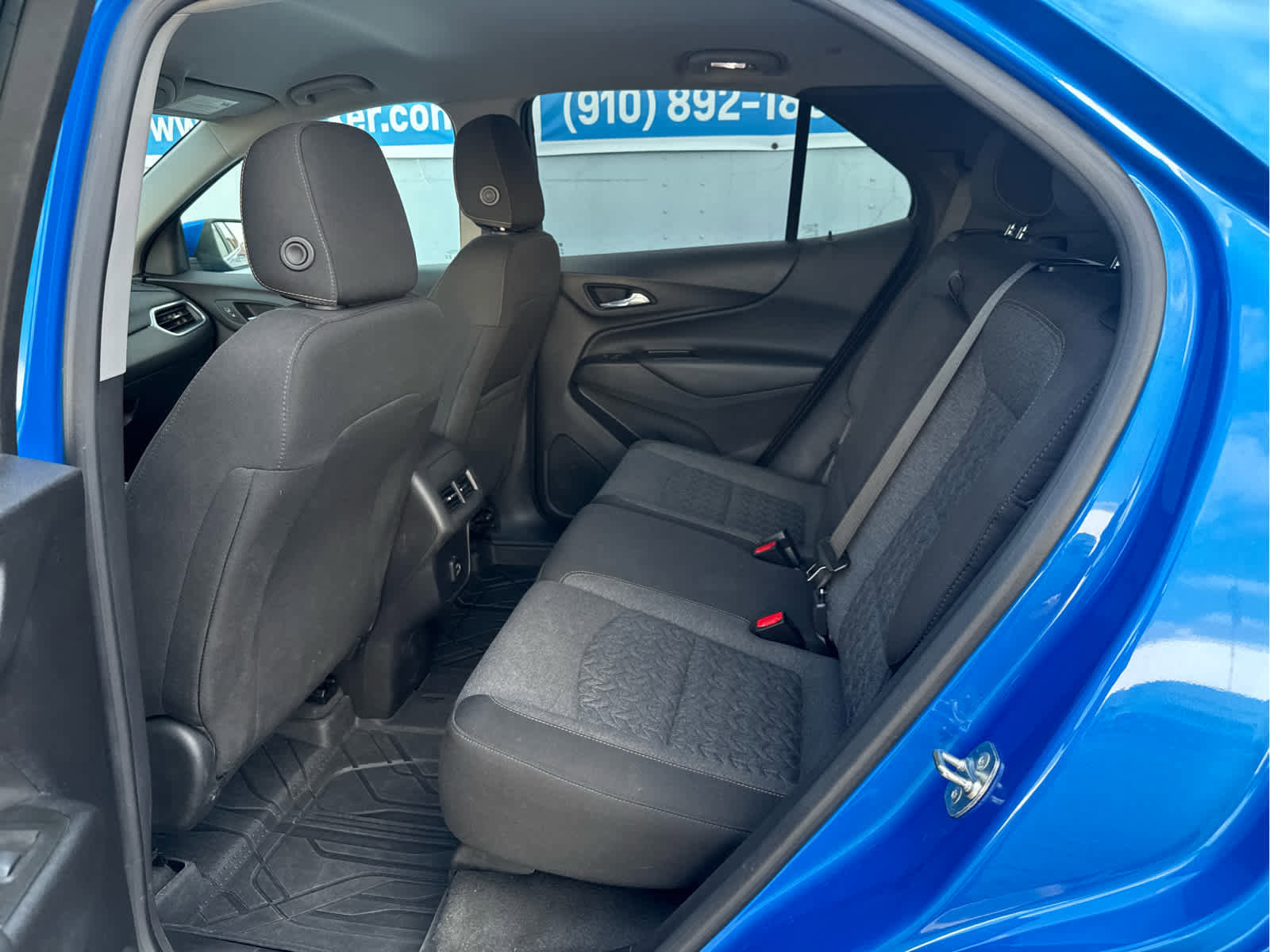 Used 2024 Chevrolet Equinox LT w/ LPO, Floor Liner Package FWD image 33