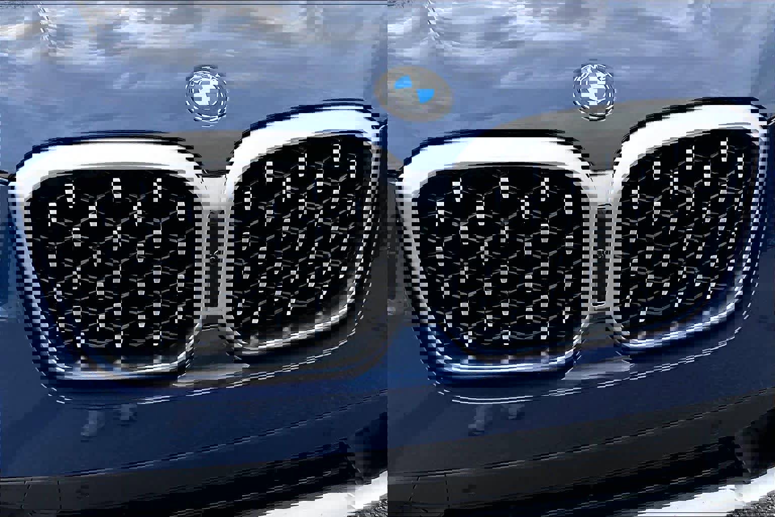 Used 2025 BMW X4 xDrive30i image 31