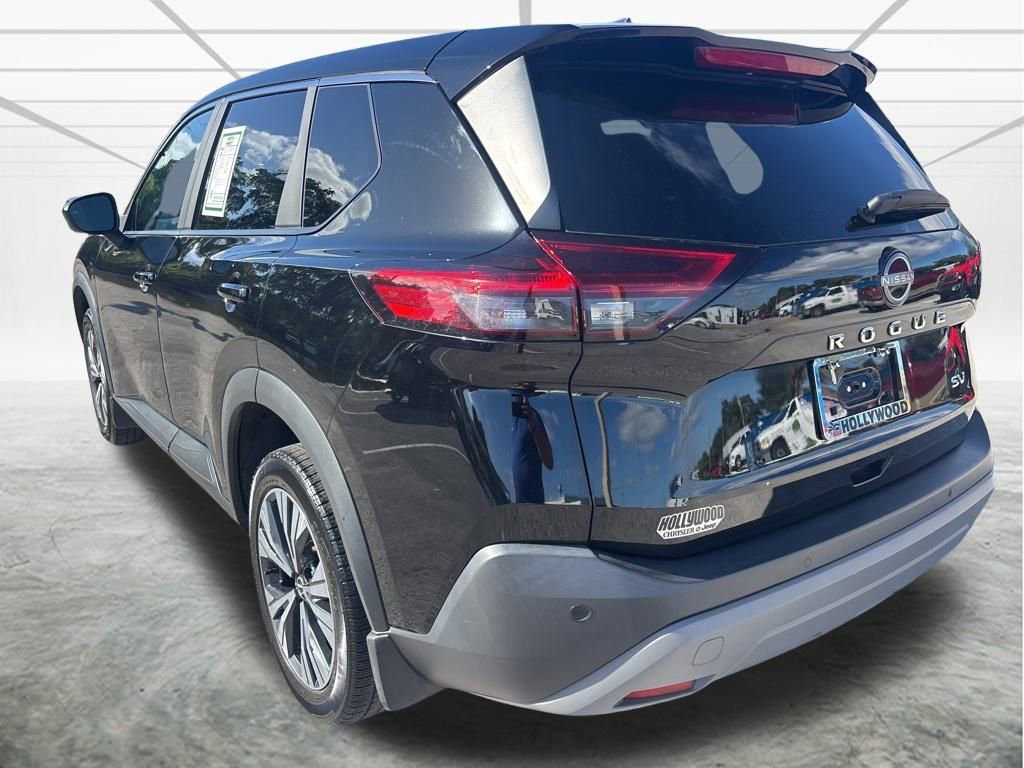 Used 2023 Nissan Rogue SV image 7