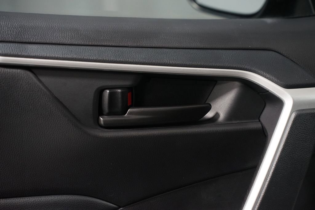 Certified 2023 Toyota RAV4 LE FWD image 30