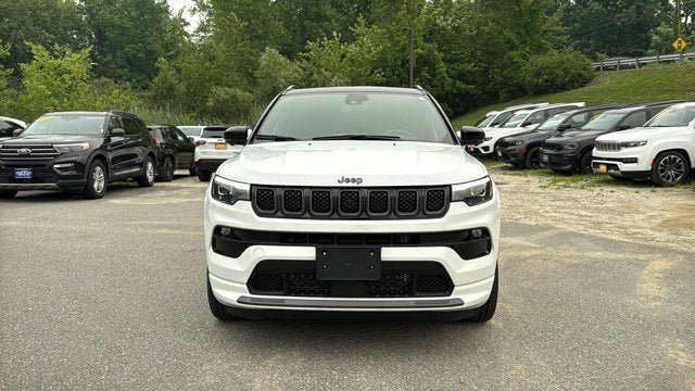 Certified 2023 Jeep Compass High Altitude w/ Driver Assist Group I AWD/4WD image 3