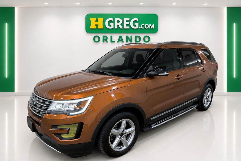 Used 2017 Ford Explorer XLT AWD/4WD image 4