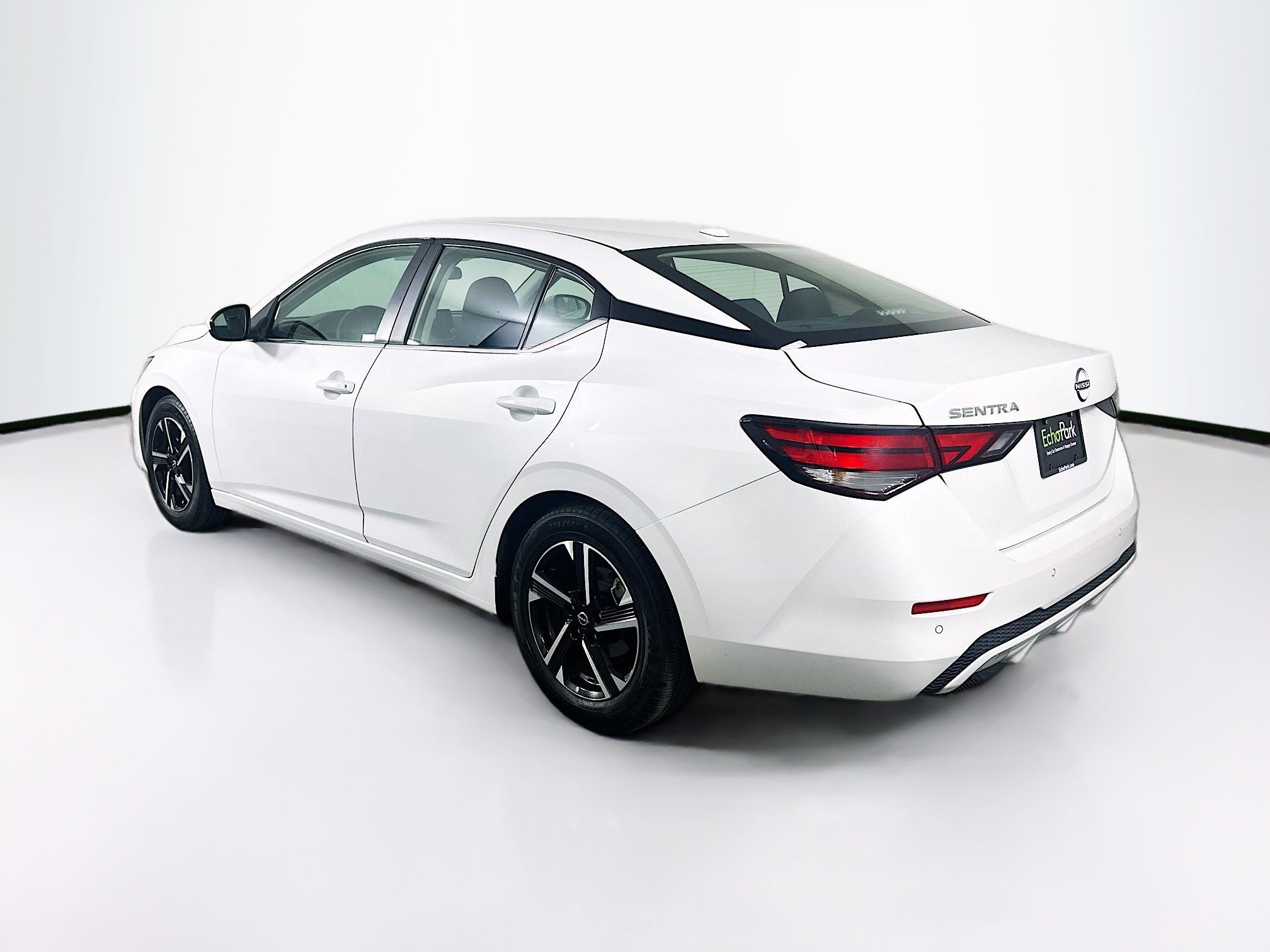 Used 2024 Nissan Sentra SV image 5