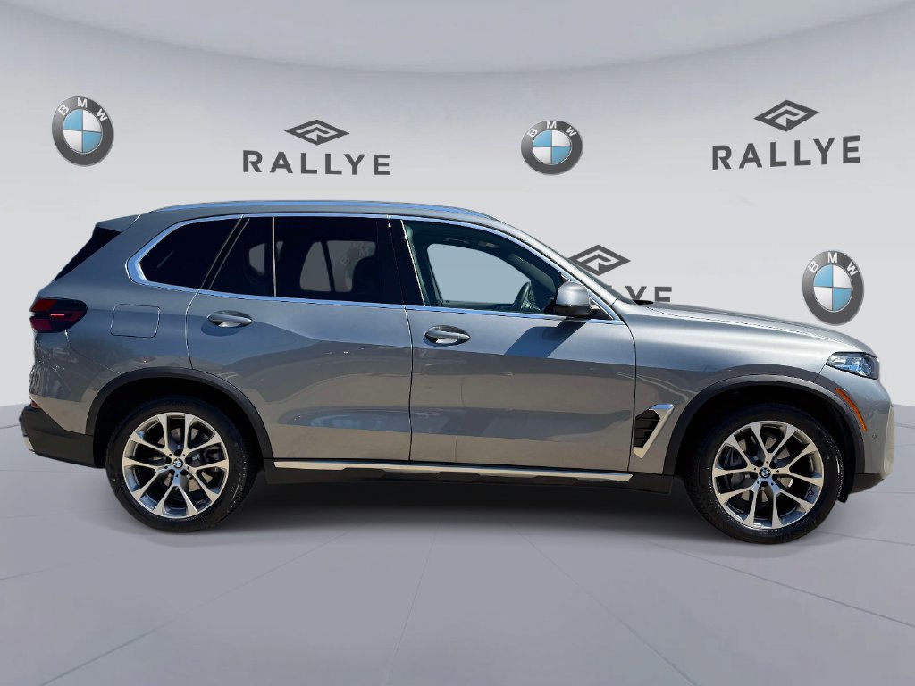 Certified 2026 BMW X5 xDrive40i AWD/4WD image 4