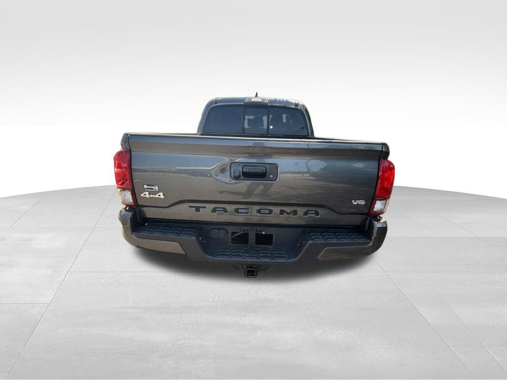 Used 2023 Toyota Tacoma SR AWD/4WD image 5