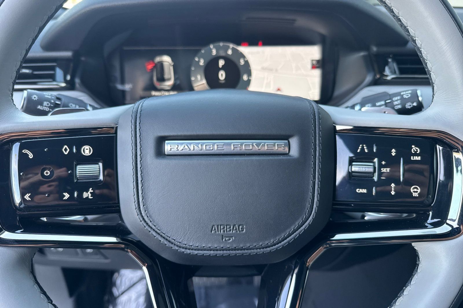 Used 2026 Land Rover Range Rover Velar S image 27