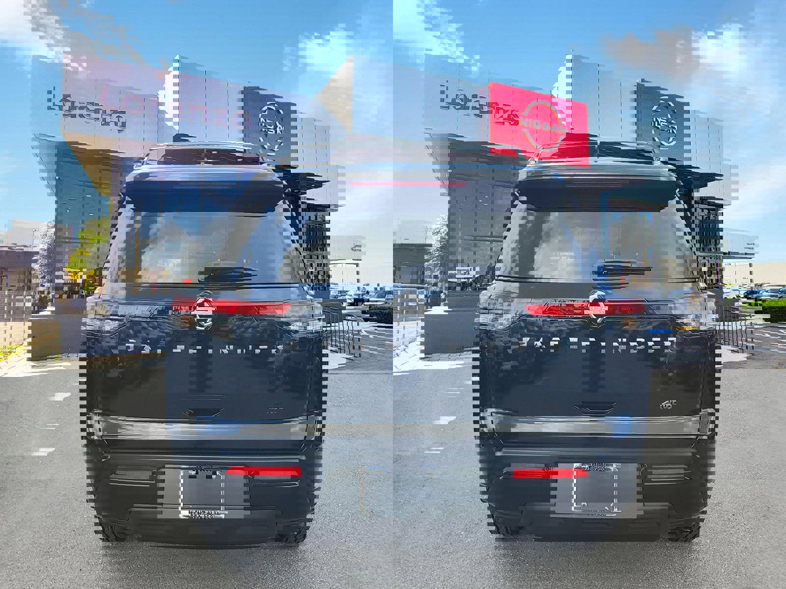 New 2026 Nissan Pathfinder SV image 5