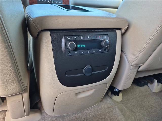 Used 2013 Chevrolet Suburban LT w/ Luxury Package AWD/4WD image 16