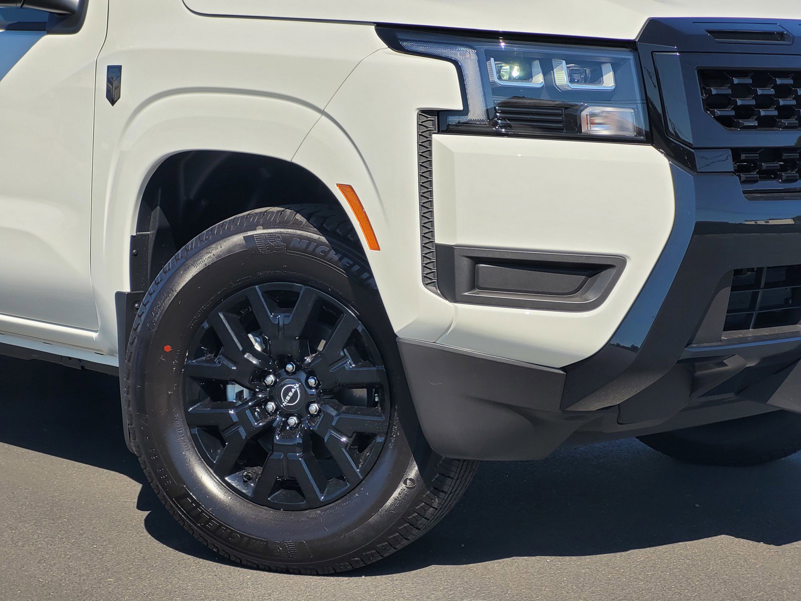 New 2026 Nissan Frontier SV w/ Tow Package image 3