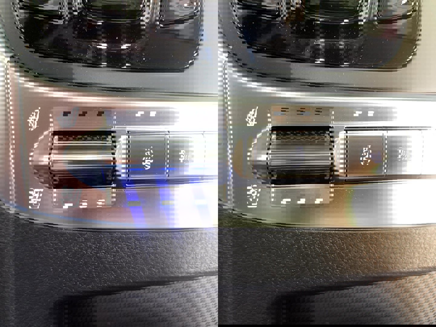 Used 2026 Kia Carnival SX Prestige image 9