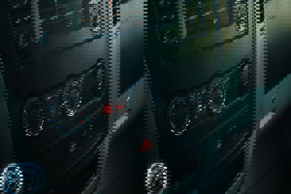 Used 2017 Mercedes-Benz Sprinter 3500 w/ Suspension Package II image 36