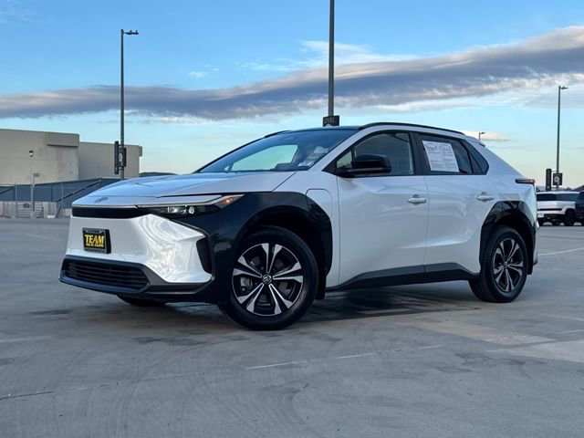 Used 2025 Toyota bZ4X XLE image 2