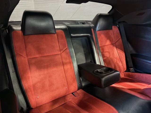 Used 2016 Dodge Challenger R/T Plus image 32