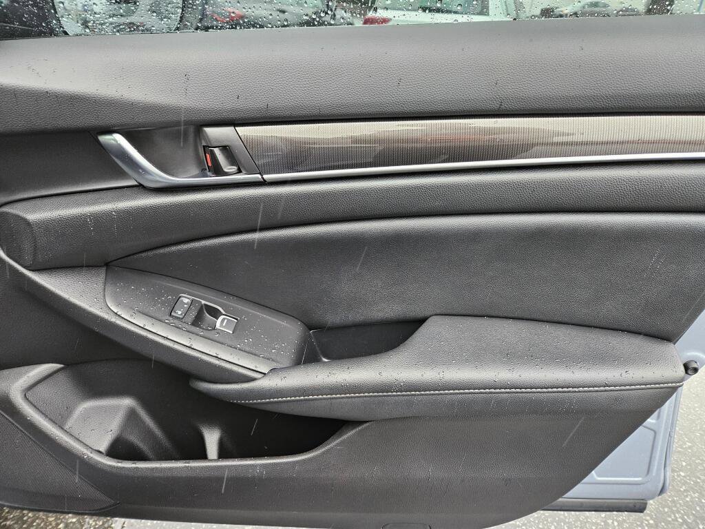 Used 2021 Honda Accord Sport image 13