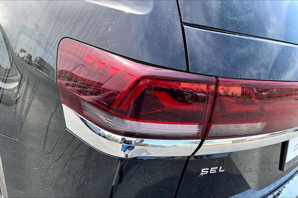 Used 2024 Volkswagen Atlas SEL Premium R-Line AWD/4WD image 23