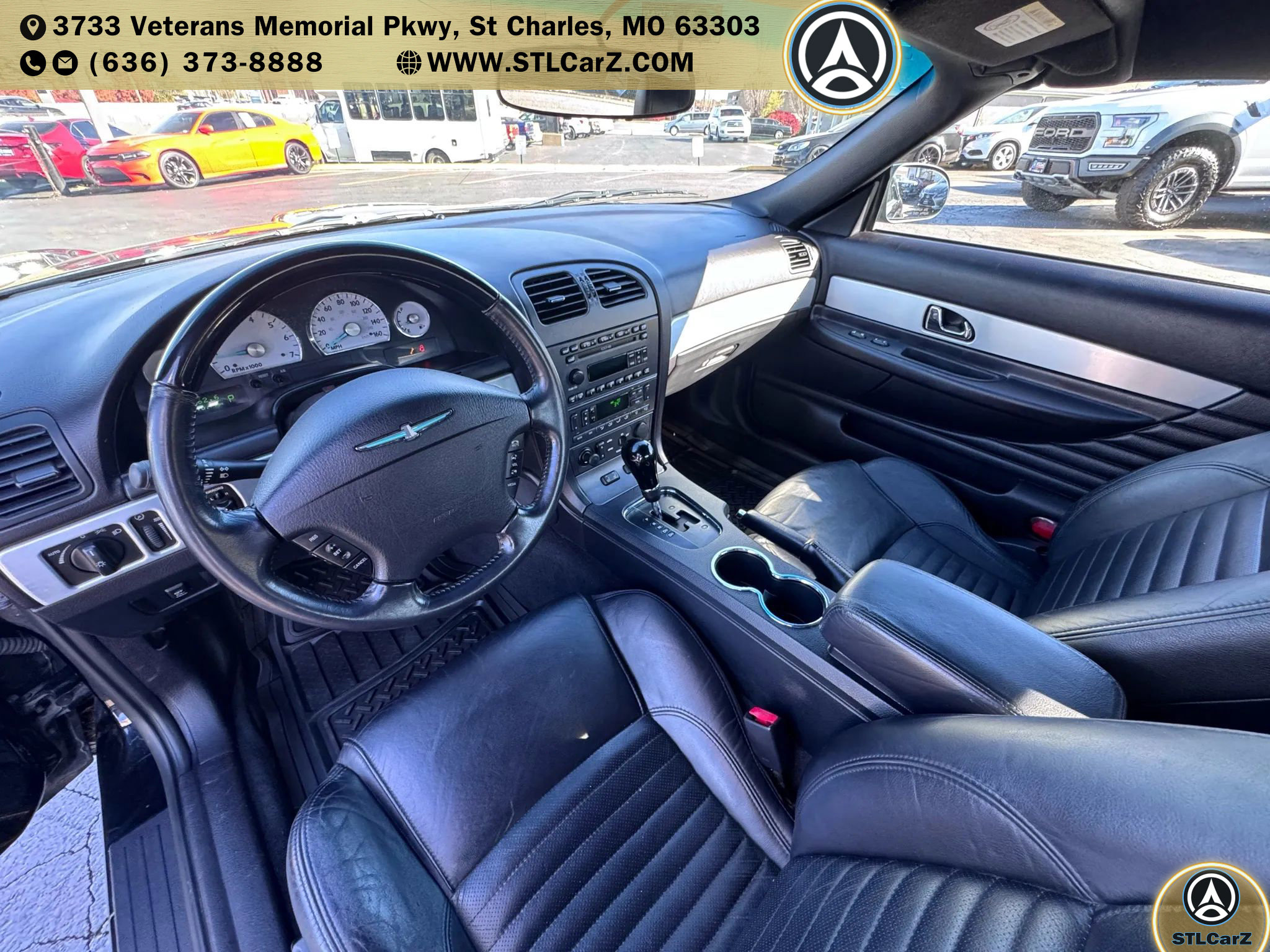 Used 2003 Ford Thunderbird image 11