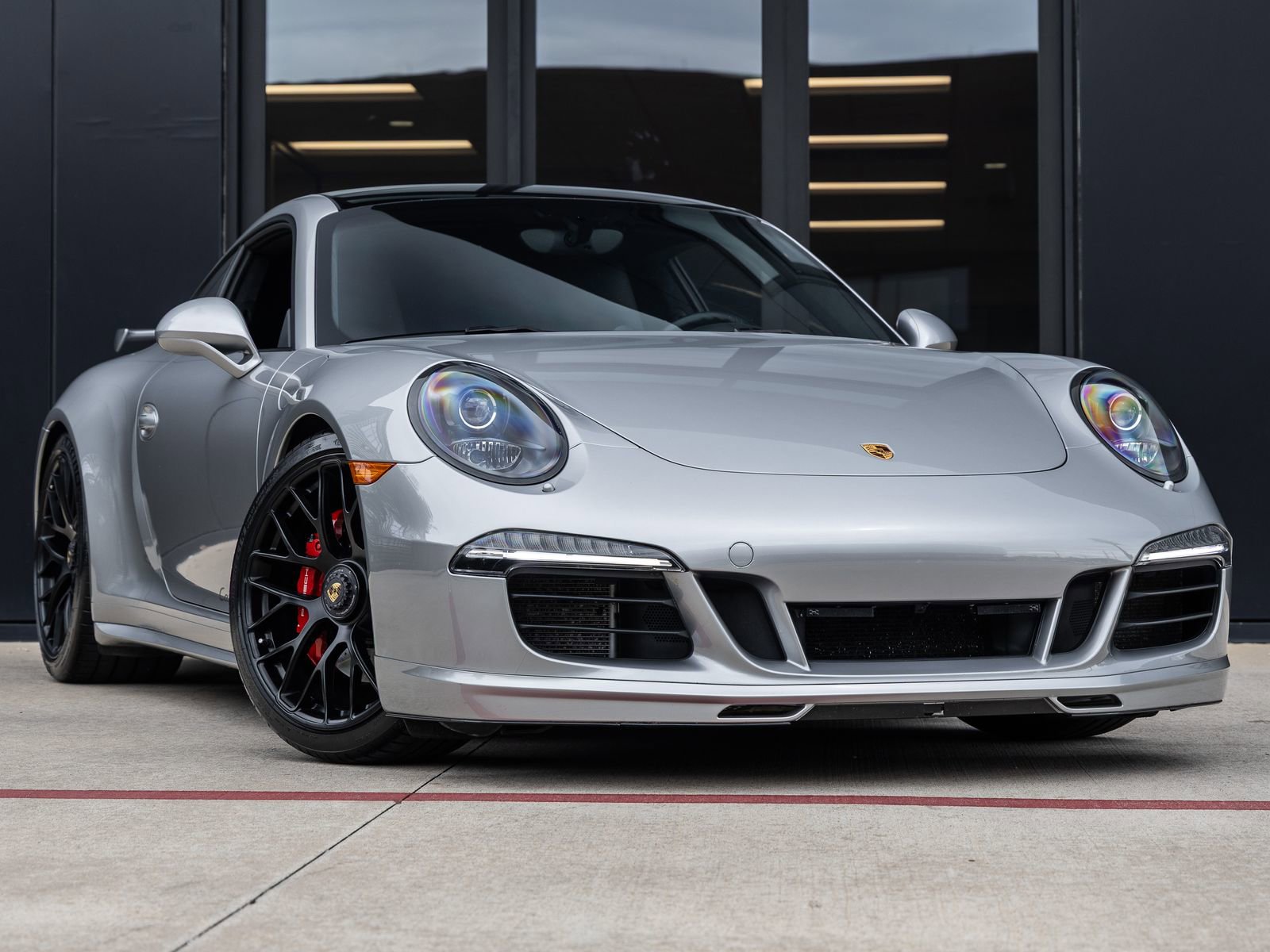 Used 2016 Porsche 911 Carrera GTS RWD image 6