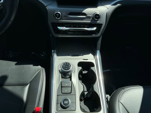 Certified 2023 Ford Explorer XLT w/ Equipment Group 202A image 15