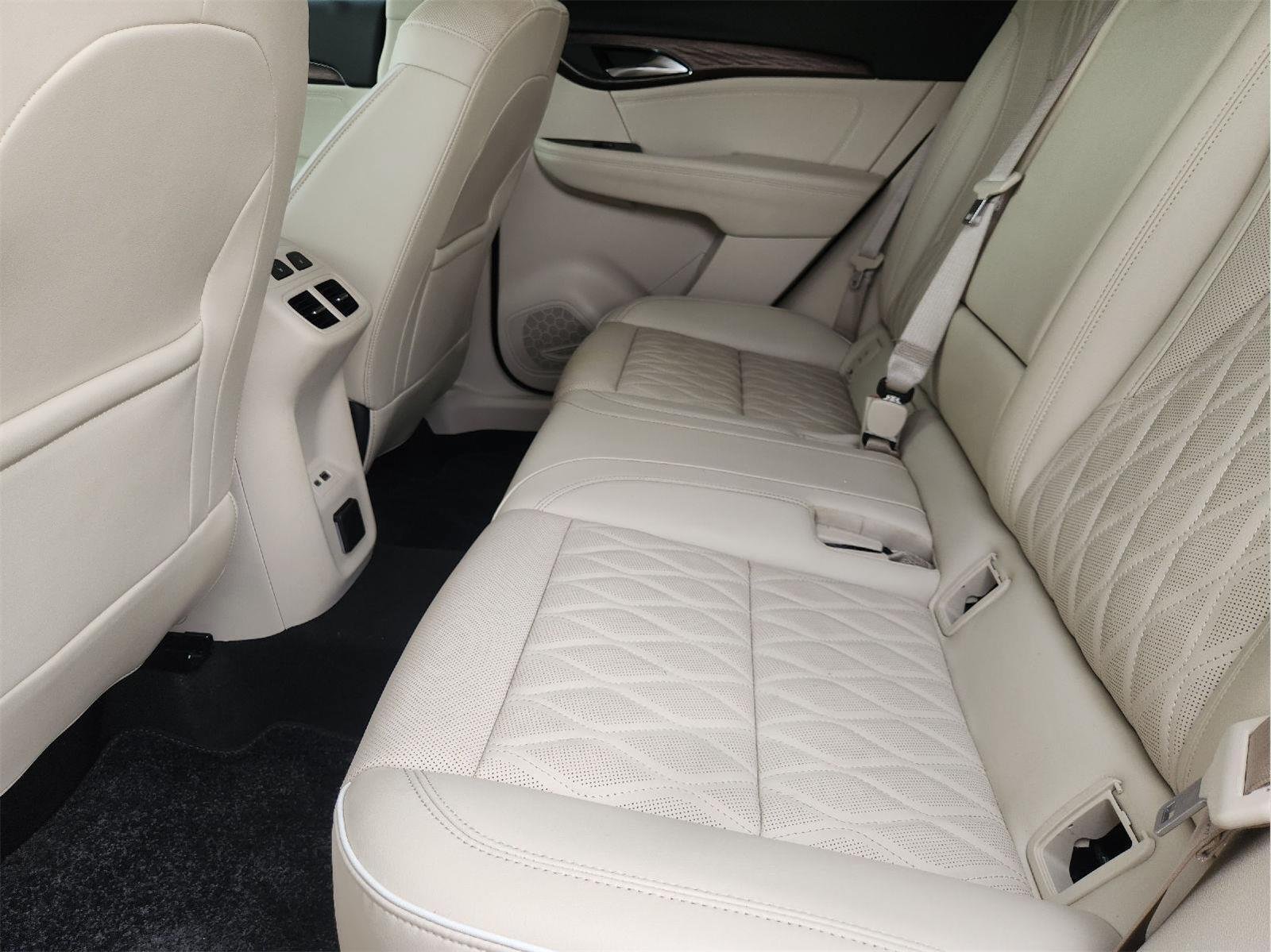 Certified 2023 Buick Envision Avenir AWD/4WD image 30