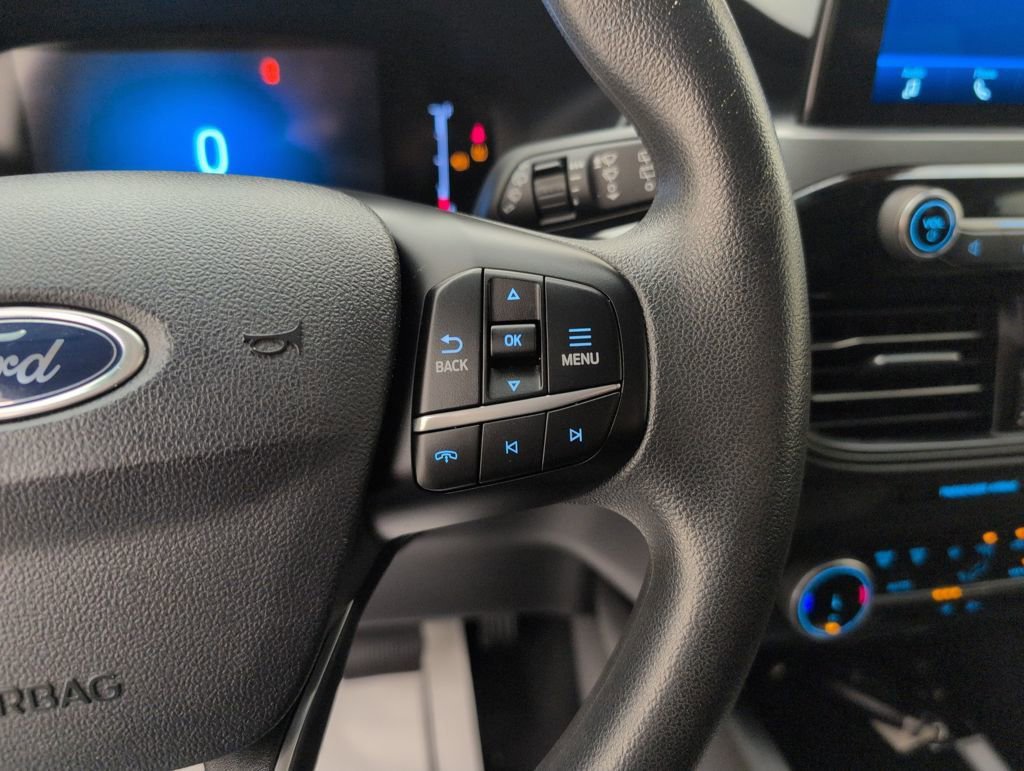 Used 2025 Ford Escape Active image 40