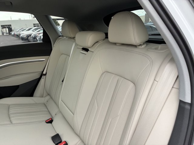 Used 2024 Audi Q8 e-tron Premium Plus w/ Premium Plus Package AWD/4WD image 14