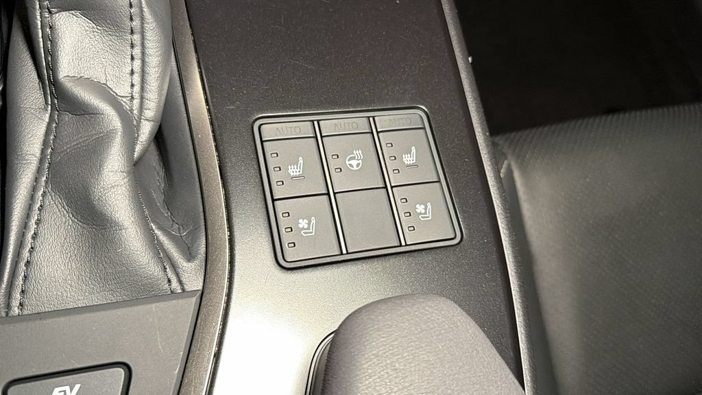 Certified 2024 Lexus UX 250h F Sport AWD/4WD image 29
