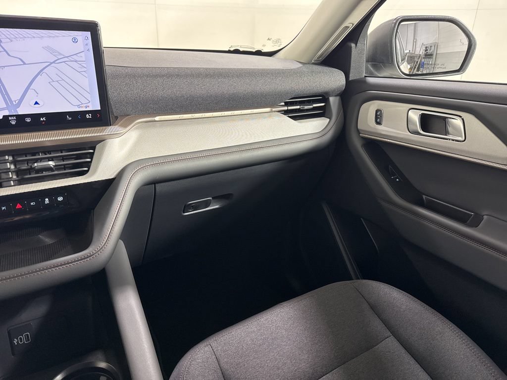 New 2026 Ford Explorer Active AWD/4WD image 31