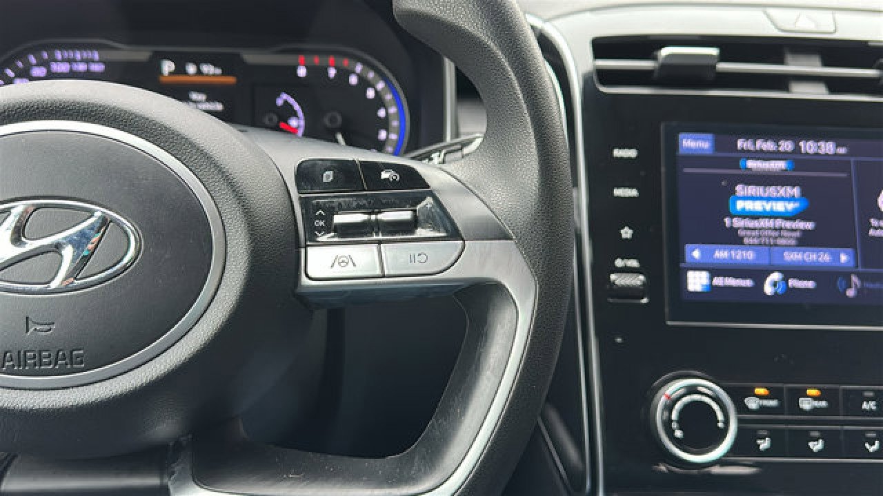 Used 2022 Hyundai Santa Cruz SEL image 17