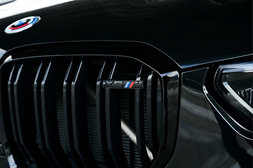 Used 2022 BMW X5 M w/ Competition Package 2 image 14
