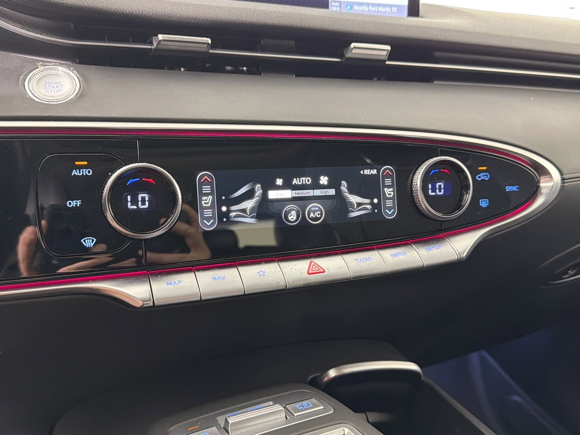 Used 2023 Genesis GV70 2.5T w/ Advanced Package image 16