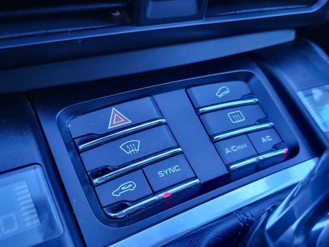 Used 2017 Porsche Macan image 24