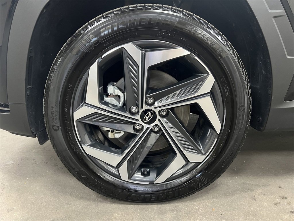 Used 2024 Hyundai Tucson Limited image 14