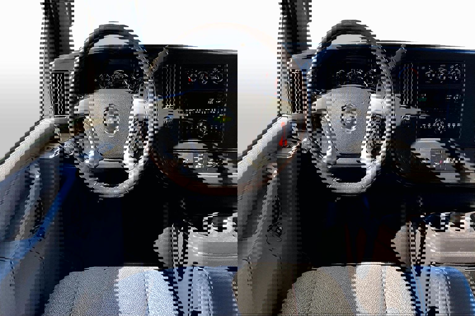 Used 2017 Chevrolet Express 2500 LS image 5