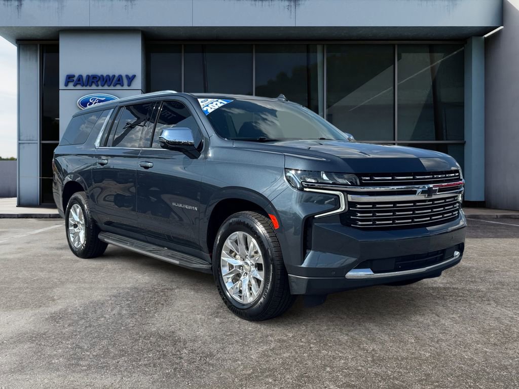 Used 2021 Chevrolet Suburban Premier w/ Premium Package image 3