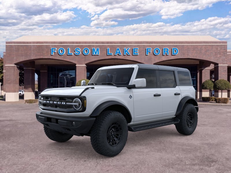 New 2026 Ford Bronco Outer Banks w/ Sasquatch Package
